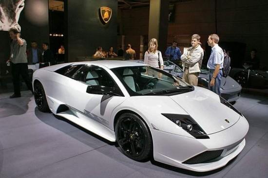 Lamborghini-LP64-550x366