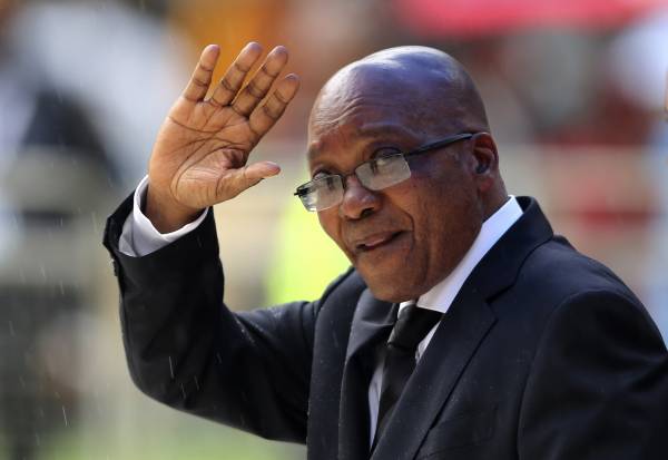 Jacob Zuma waves to FNB crowds