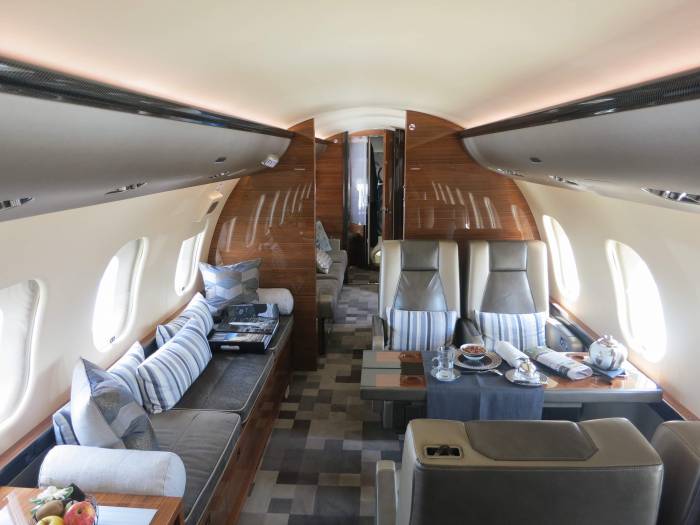 Bombardier_Global_6000_interior_2