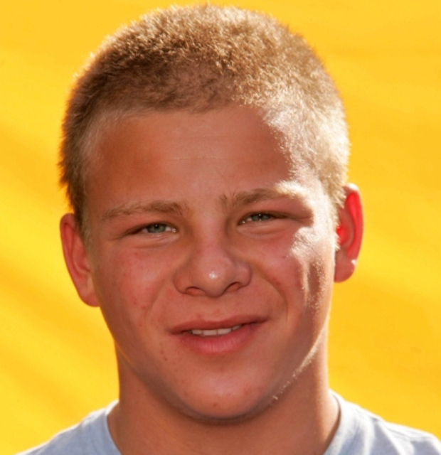 HOLLYWOOD - NOVEMBER 05: Jonathan Lipnicki at Bogart Backstage 2006 Children's Choice Awards at Pall