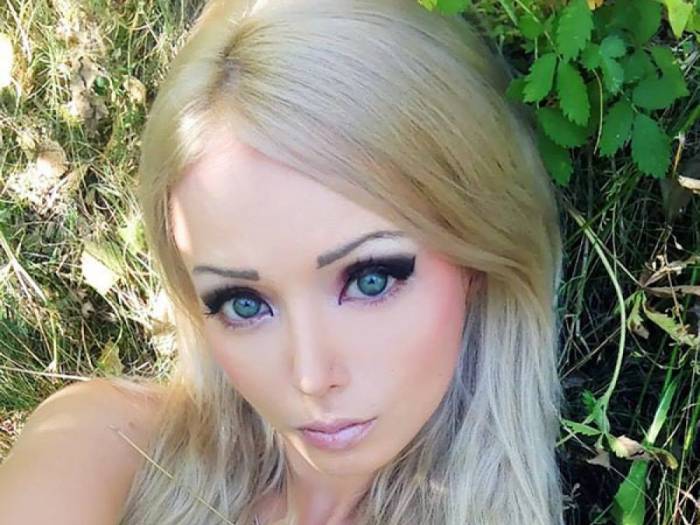 valeria-lukyanova-human-barbie-says-she-doesnt-need-food-or-water-ftr