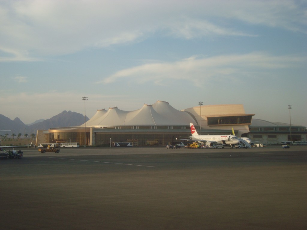 7Sharm_airport wikimedia