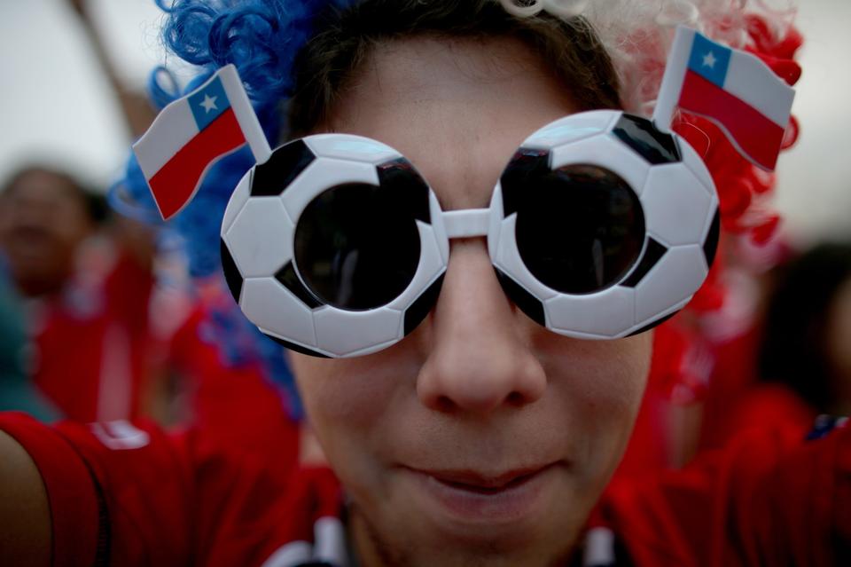 hc-crazy-fans-at-world-cup-in-brazil-20140613-107