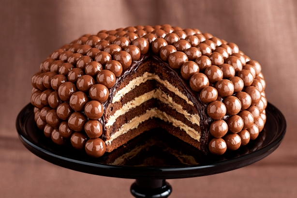 01 - Maltesers Cake