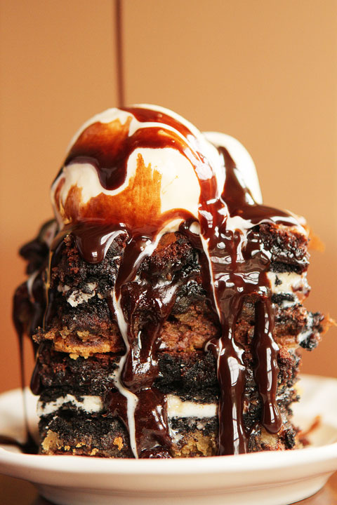 07 - Ultimate Chocolate Chip Cookie n Oreo Fudge Brownie Bar