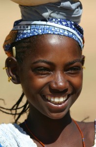 Young_Peul_girl_in_Mali