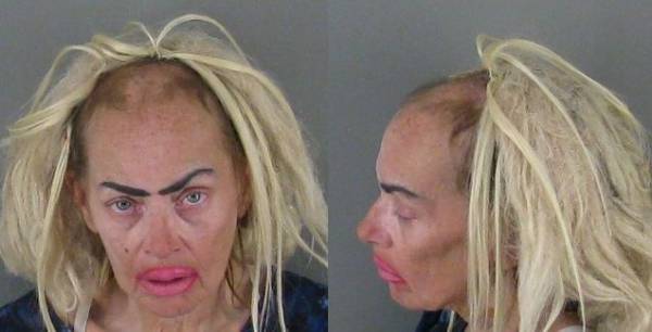 Crazy-People-Mugshot